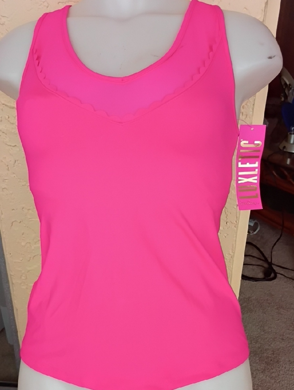 Lilly Pulitzer Pink Scallop V-Neck Tank Top